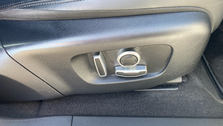 Land Rover Range Rover Evoque 1.5 P300e R-Dynamic S 5dr Auto Hatchback